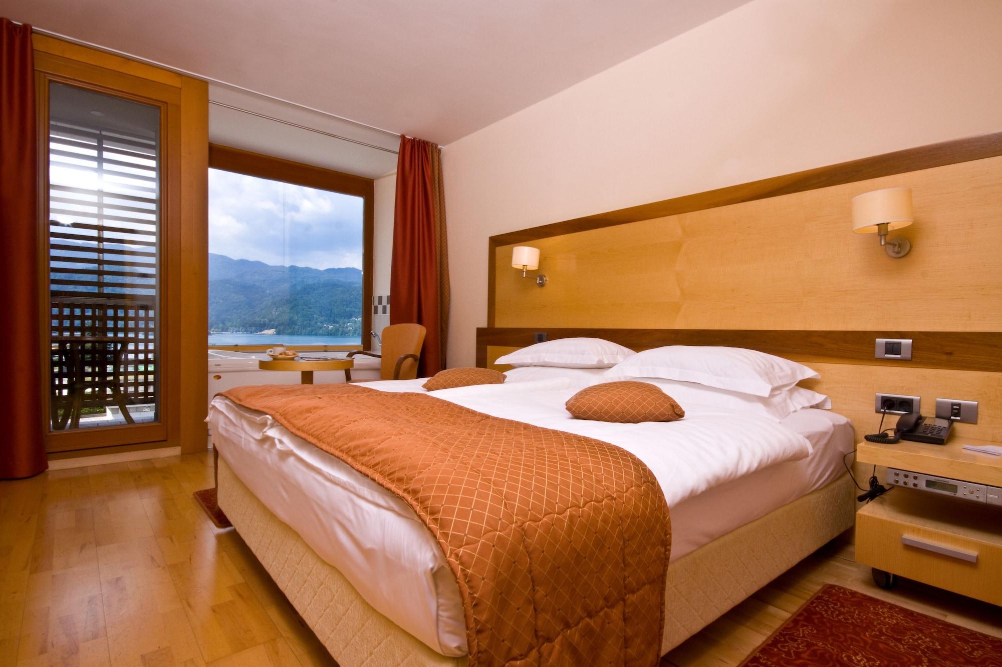 Hotel Lovec Bled Exteriör bild